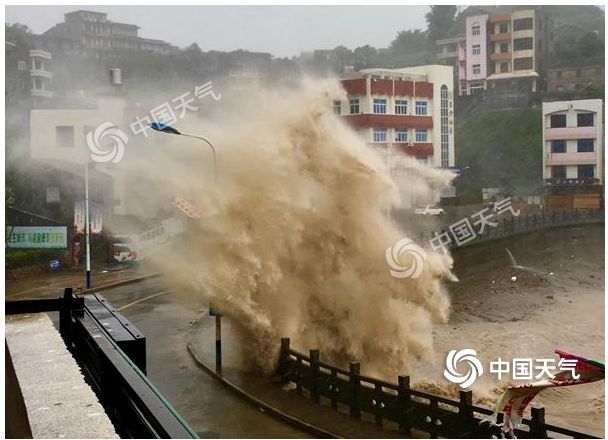 今年最强台风登陆！宜昌东站43趟列车停运！并有