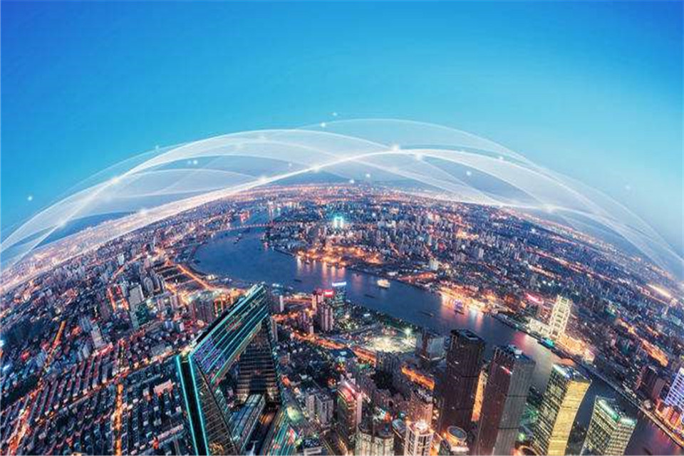 59岁大爷与乐山大佛合影,拍下的照片,无意发现佛像千年未解之谜 59岁大爷与乐山大佛合影,拍下的照片,无意发现佛像千年未解之谜