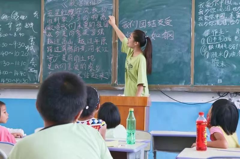 18岁怎么过才有意义 ab18cd94f9174cd0abe891e106a1eb2f.jpeg