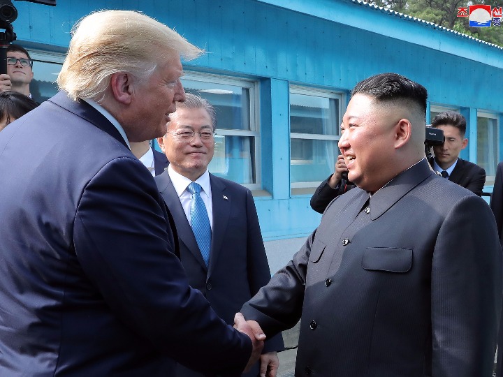 2017��12��4�գ�һ�������վ�F-15Cս�����ɹ��������ݿվ������Ͽա��»���/����