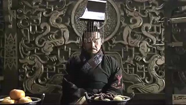 秦霸西戎,秦穆公成为了春秋一霸