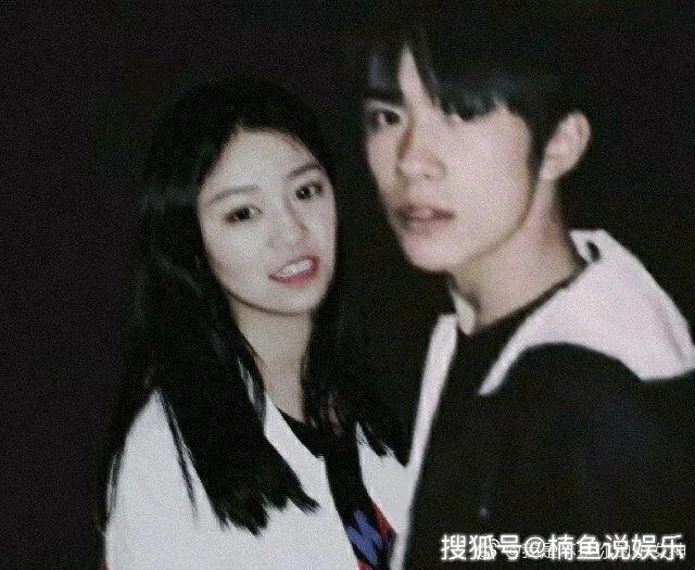会P图的女粉丝,坐在陈伟霆怀里,和偶像领结婚证