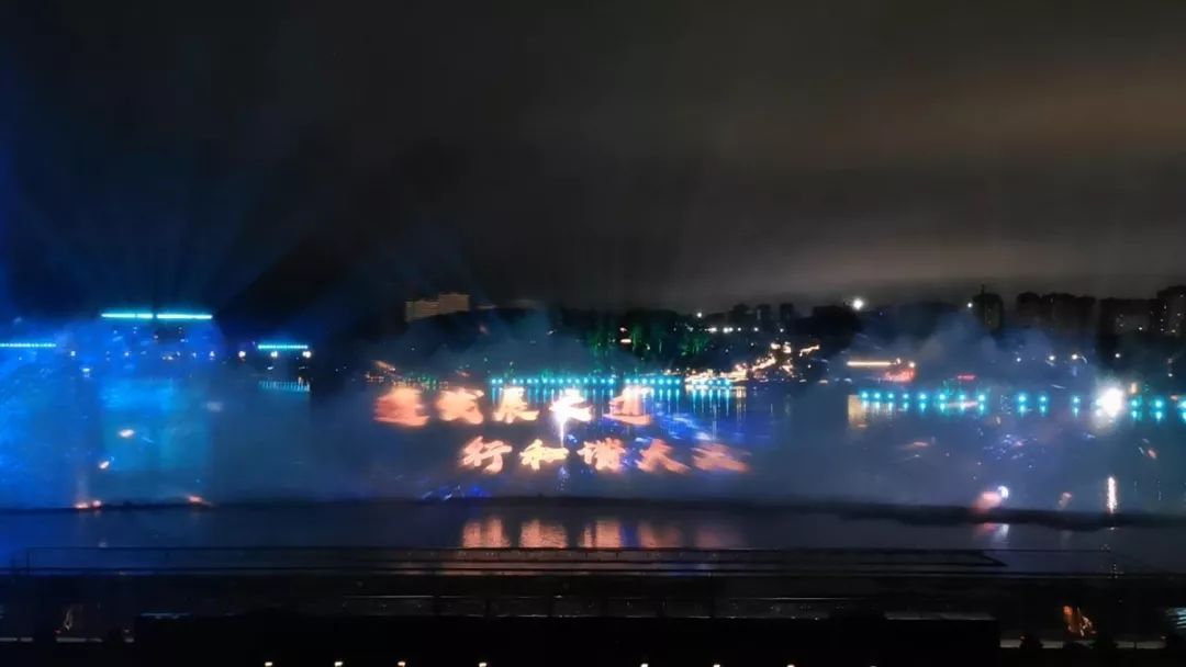 白鹭湖湿地公园 是以建设生态文明,提升城市品位 改善人居环境为目的