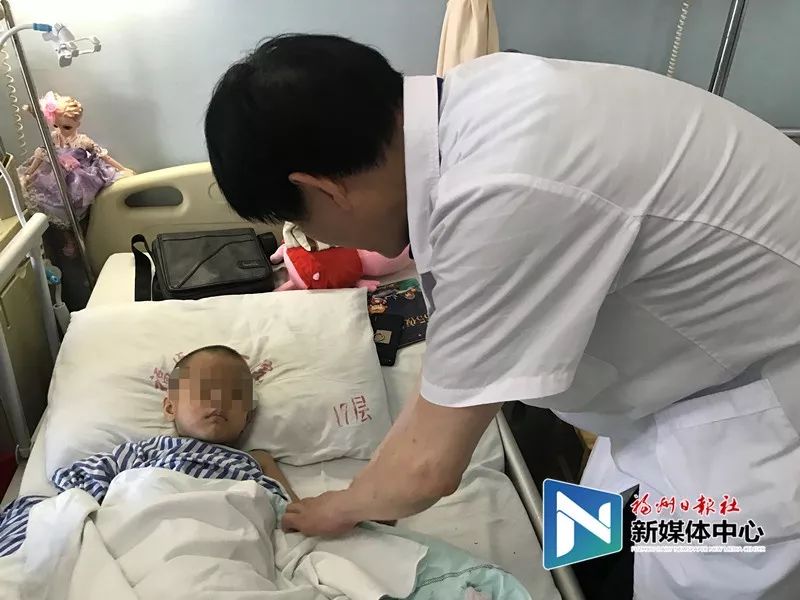                     奇迹！4岁女童13楼坠下生还！家长们千万警惕家里这个地方……