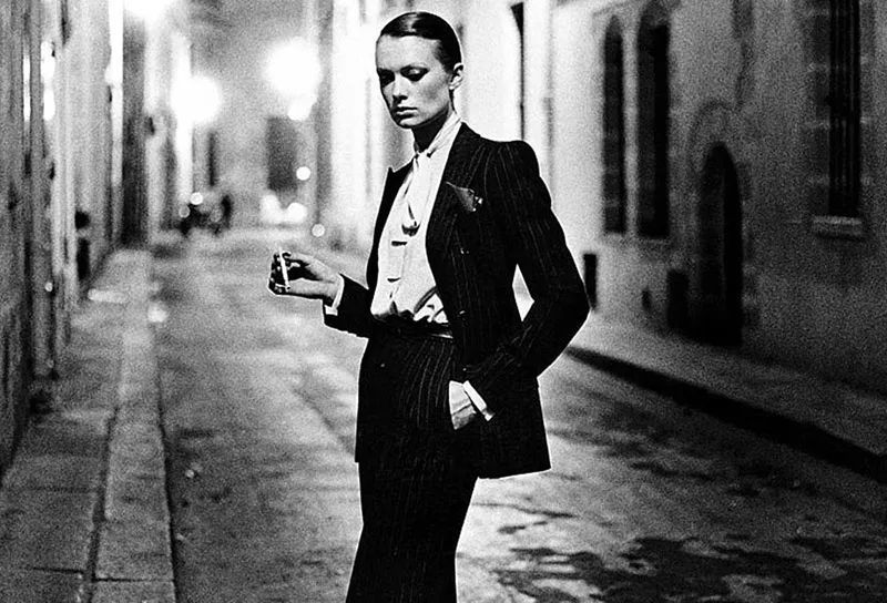 �ñǿ׿��˵��ݳ�ƷSalesһ�굽����׬����Ǯ?