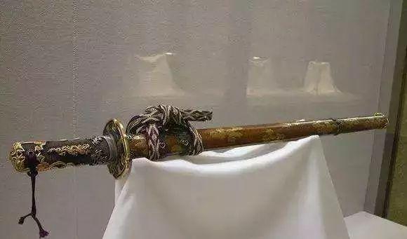 『烏木簡装唐刀』古兵器   武具　刀装具　日本刀　模造刀  横刀  直刀 烏木簡装唐刀』古兵器 武具 刀装具 日本刀 模造刀 変ん