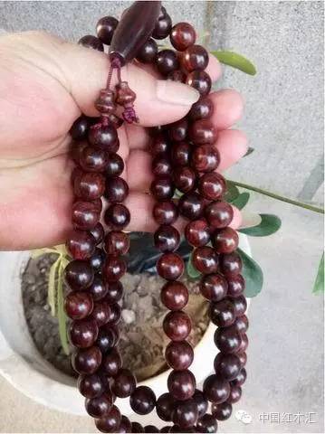 什么样的手串结实 ffab2d1f96614bd5aad8df108fd2bdfe.jpeg