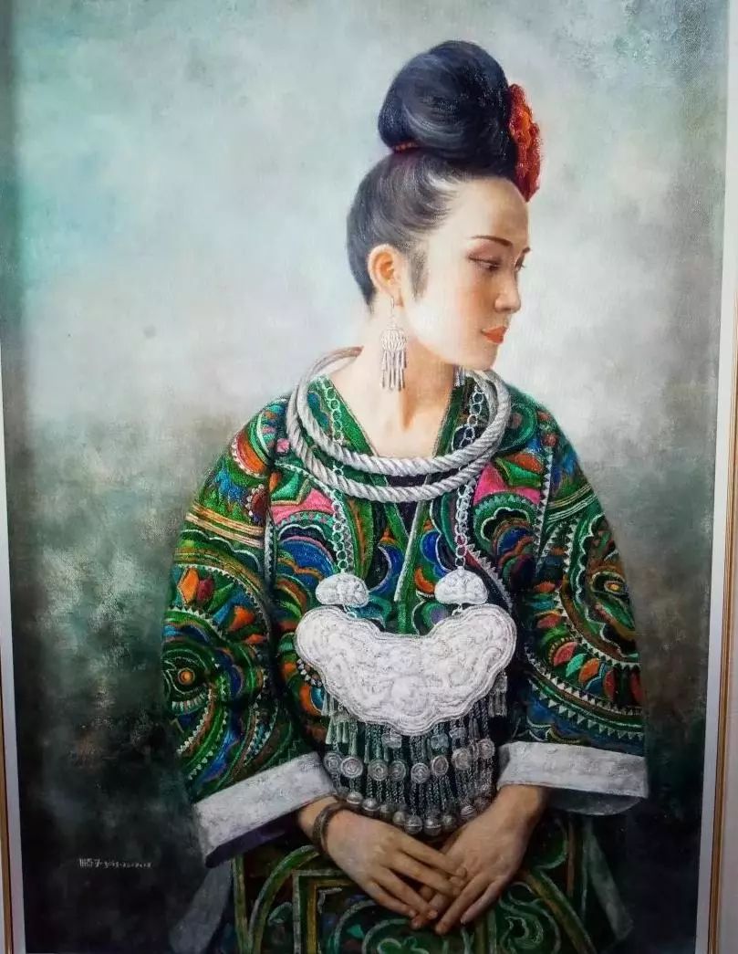 著名苗族青年画家杨洪顺苗女油画全国巡回展凯里站开幕