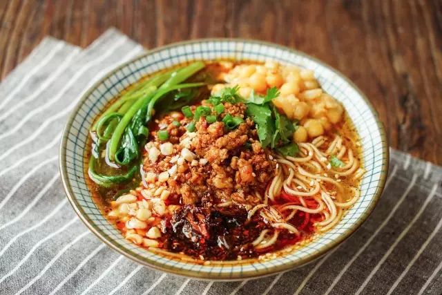 怎样做红油小面 62afc0ca59e340548ab9a063e432d27a.jpeg