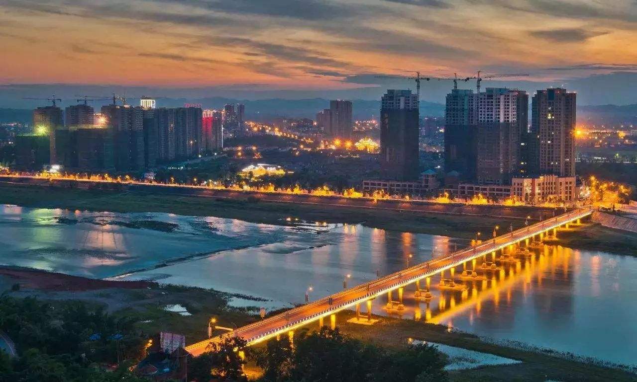 眉山经济总量_眉山水街图片(3)