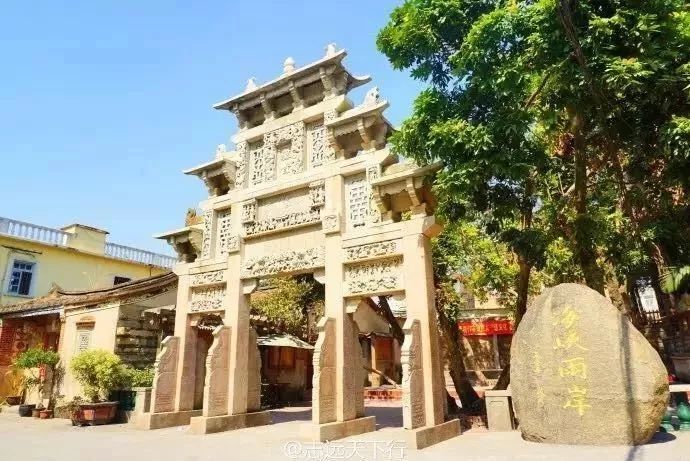 返程路上有一个闽台小镇