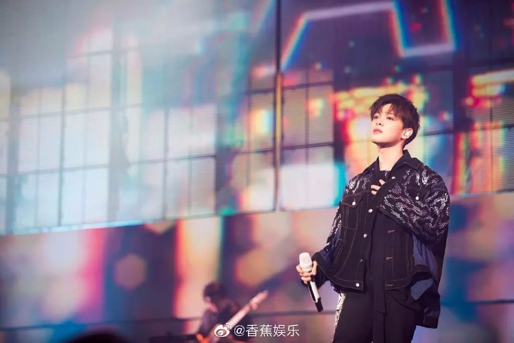 偶像团体演唱会最新消息 7838d75377d54e449f3f3a2e65235923.jpeg
