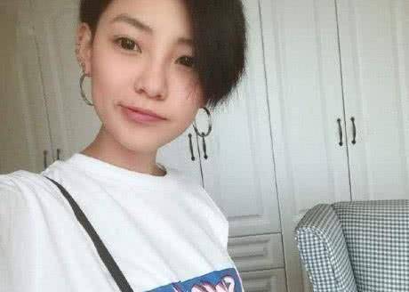 抖音黑色婚纱_抖音最火婚纱闺蜜头像(2)