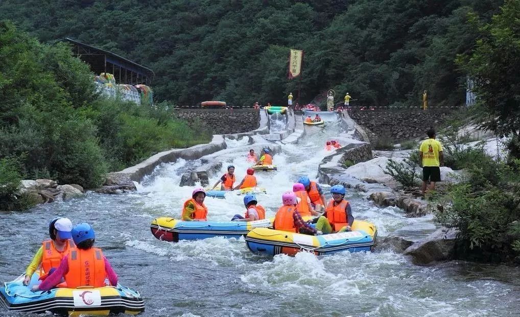 8月13日自组定制团 芜湖方特双园 马仁奇峰玻璃桥 西游记主题漂流