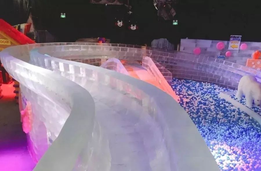 佛山藏了个零下10℃的冰雪王国!快来堆雪人,打雪仗
