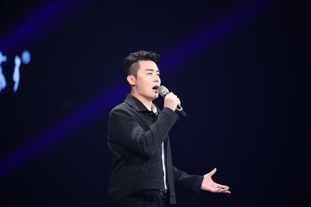 《声入人心》张英席刘岩大神相逢实力碰撞 难分伯仲唱