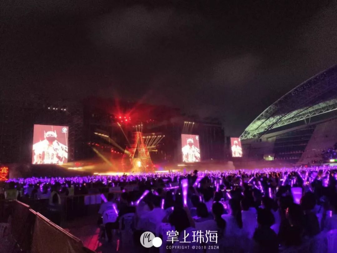 万人紫海!今晚的珠海属于林俊杰!