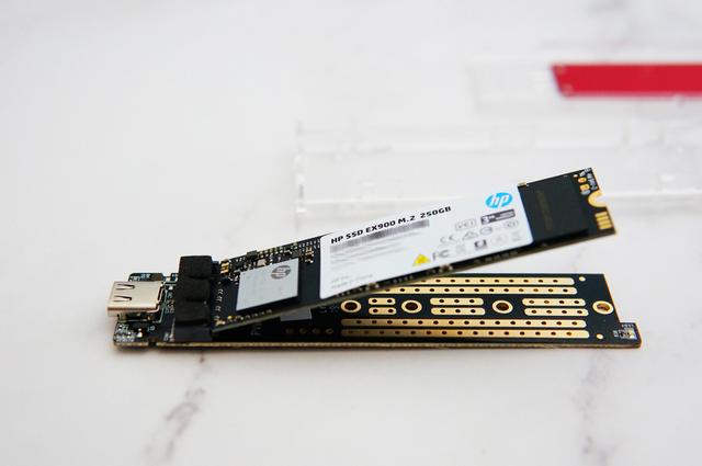 ssd固态硬盘m.2散热马甲 09ce2a883c9843bdbedc0b35f8e42cf8.jpeg