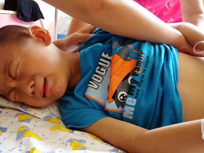                     5岁男孩肚子疼，送医被告知难长个，儿科医生：这些常识是错的