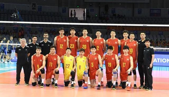 世界男排排名_世界男排名将扣球照片(2)