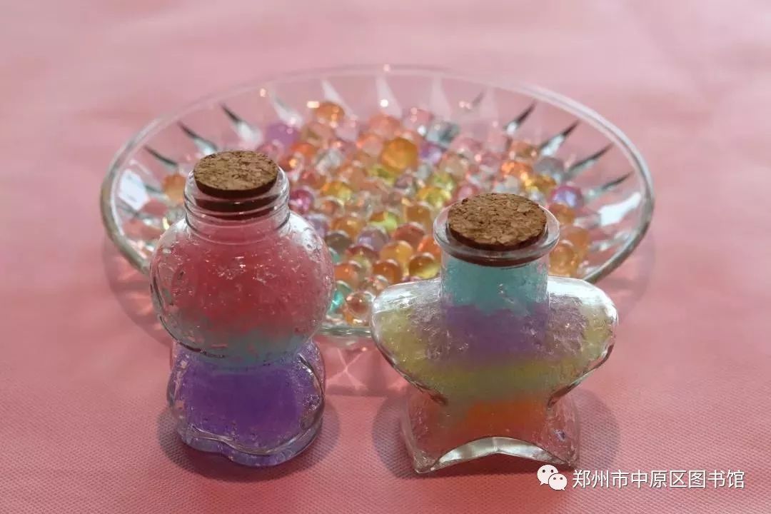 中原区图书馆"彩虹许愿瓶"diy制作