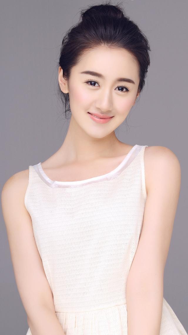 王小雨个人资料简介 9b938d6a2b0545dda6aefd1c6eaca716.jpeg