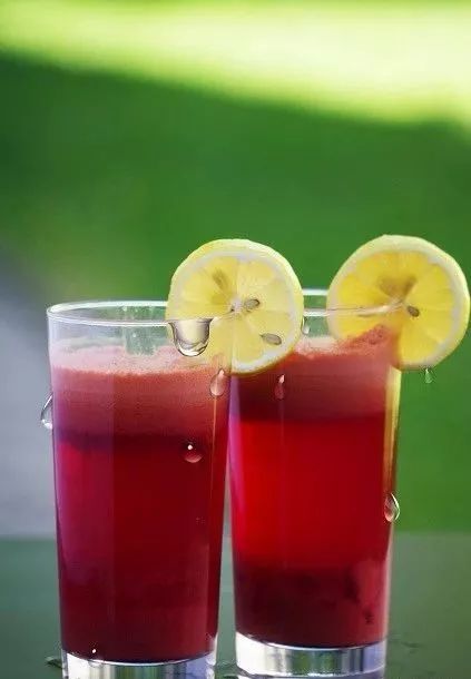 【果汁】怎么健康的喝果汁_果汁怎么喝对身体好