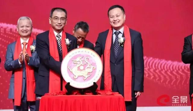 北大青鸟环宇消防设备股份有限公司董事长蔡为民致辞赢战未来.