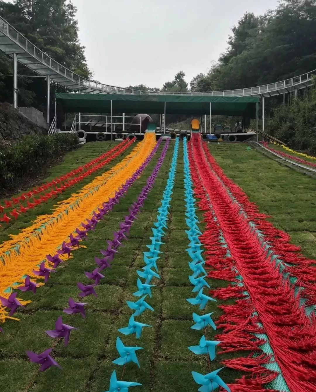 清凉一夏817打卡新昌玻璃滑道网红摇摆桥梯田瀑布滑草