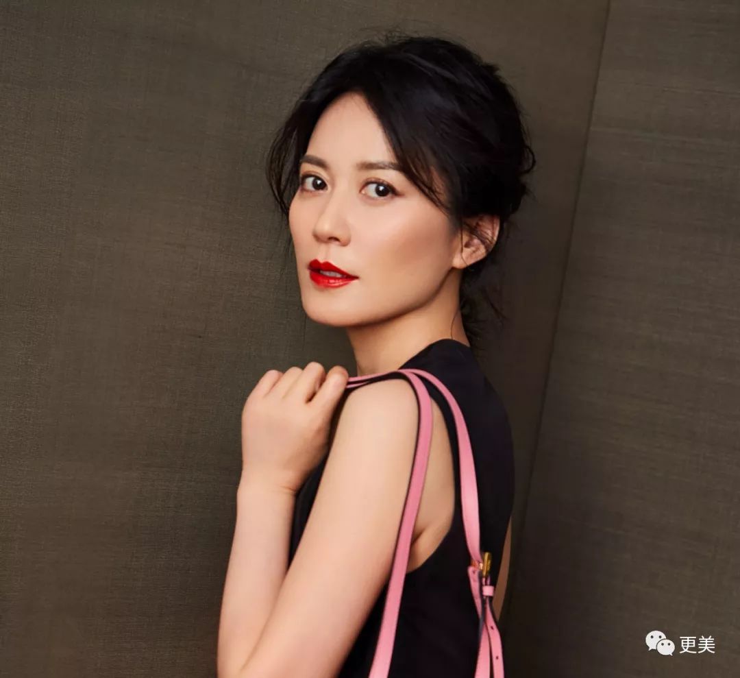 唱功超群却假唱,一年一张脸,40岁比51岁周涛还