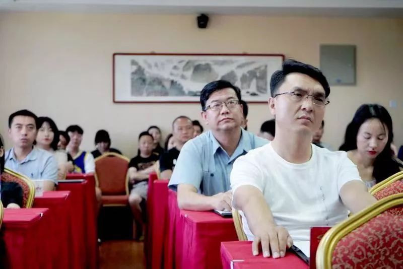 华陇燕园趋势课堂新媒体流量的应用与变现