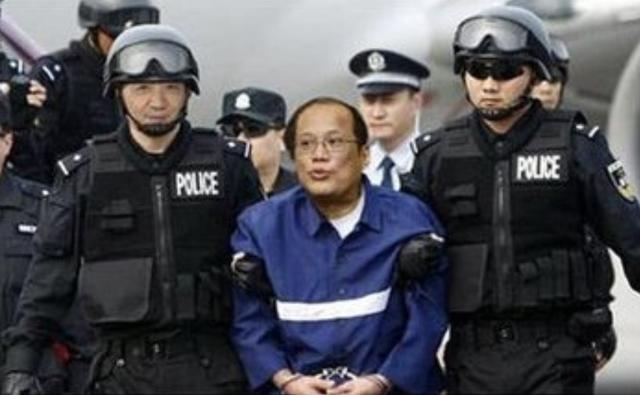 怎么才能当上一名正式城管 0471304748164485aa4897c51b3c9f9d.jpeg