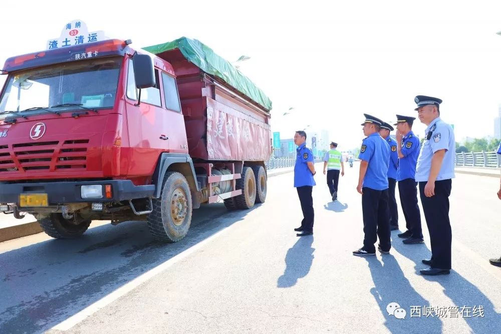 渣土车招聘_还不够火 下半年超万亿基建投资为工程车再添一把柴(2)