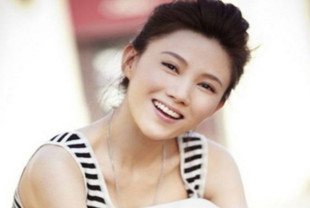 最出名的明星女人 37ec4fef249d418ba185a9bdfe7a6acf.png