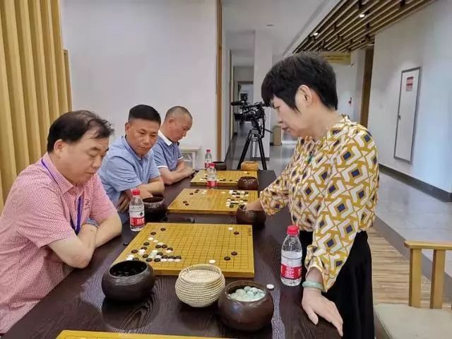 中国围棋协会副主席 华学明