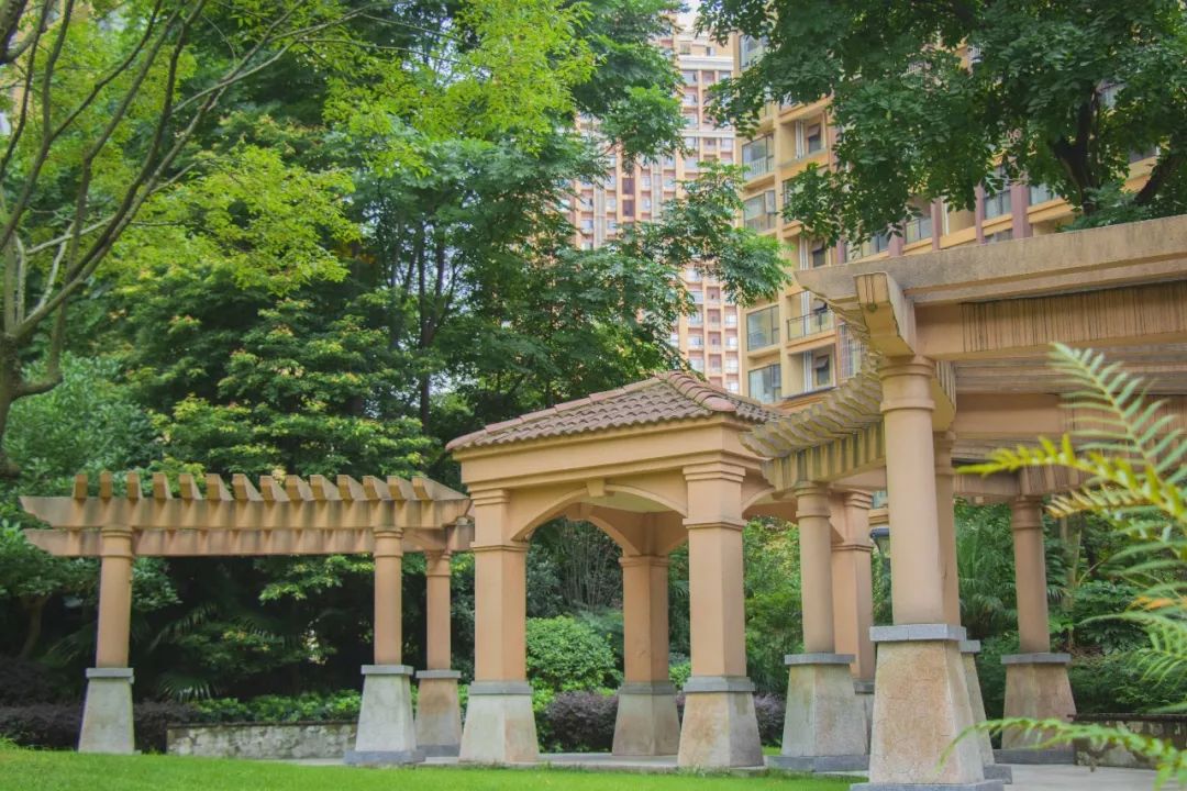 花都人口环境_花都湖公园(2)