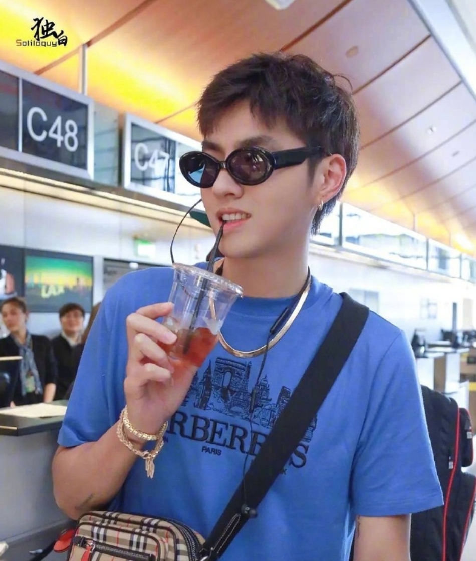 干净利落什么意思啊 7b39b0edd27246a58dd7080c854a0237.jpeg