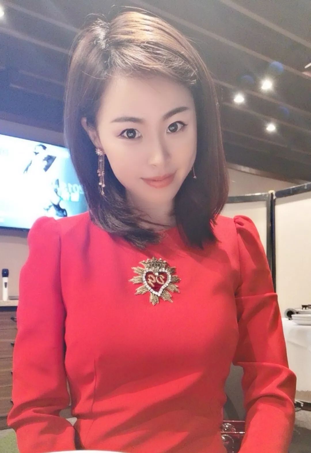 点击图片查看详情 厉害了 临沂美女受邀录制央视中秋晚会 原创歌曲全国发行