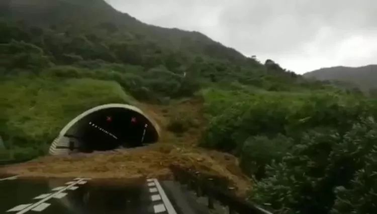 【视频】淄博滨莱高速隧道发生山体滑坡?真相来了