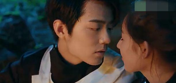 肖战到底爱不爱杨紫 9defa9e5b57d4966b4d422f1e8c292b8.jpeg