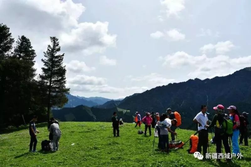 去南山牧场怎么穿搭_南山牧场(3)