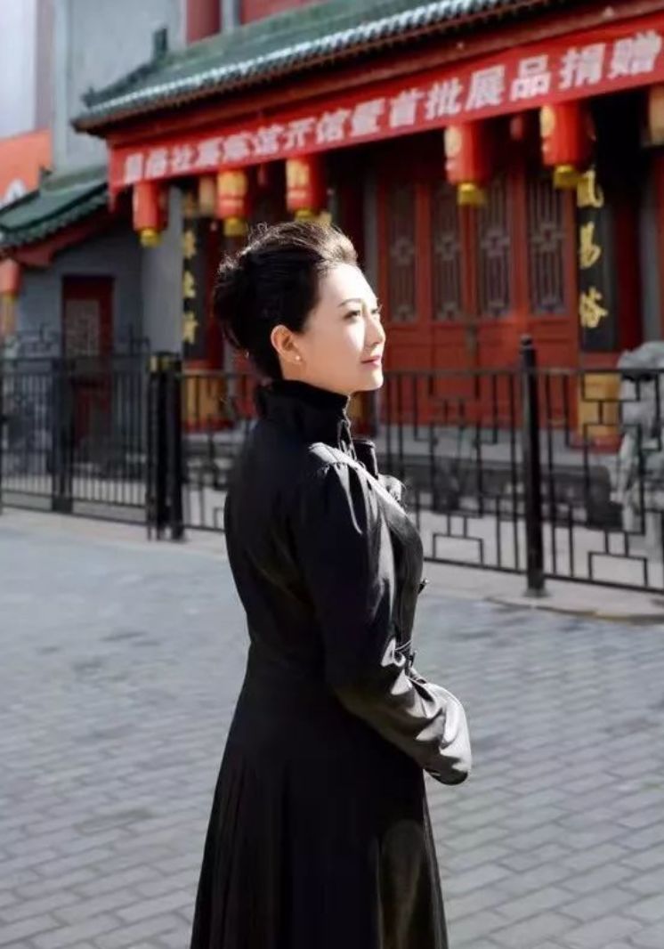 惠敏莉,国家一级演员,西安秦腔剧院副总经理,易俗社社长,陕西省第