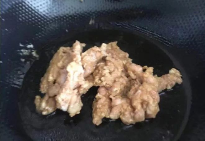 九个月可以吃牛骨头吗 b1dd33002eff4f009ea8435b53f40cc2.jpeg