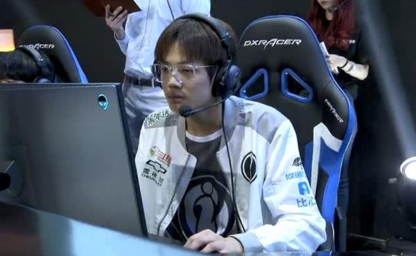 天赋型和努力型选手 e1fe6a595a3e48c9bf91bb3adbf67cf5.jpeg