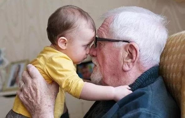 怎么当老人最好 e209afc632fb4de6b8e1bc23b93aea76.jpeg