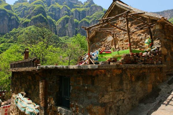 旅游景区宰客最新案例 e4e86ad1006d4904acc90030792ca0e7.jpeg