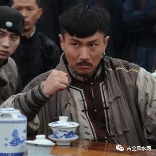 《天亮了》饰演:陈警官《恶果》饰演:胡征《喋血狂沙》饰演:李副官