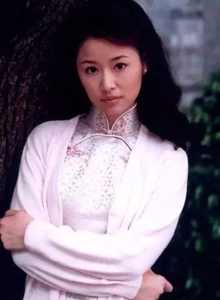 旗袍的美分什么东方西方中国人的服装让全世界一起追逐时尚