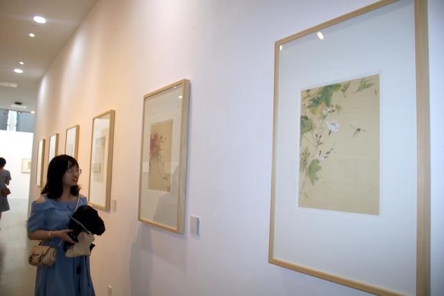 女画家陶花中国画小品展在苏州金鸡湖美术馆开展