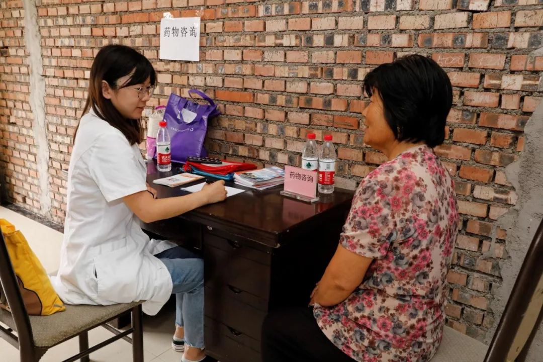 什么是主人式服务 10fcbb141e104f5fafe2241dfa30e539.jpeg